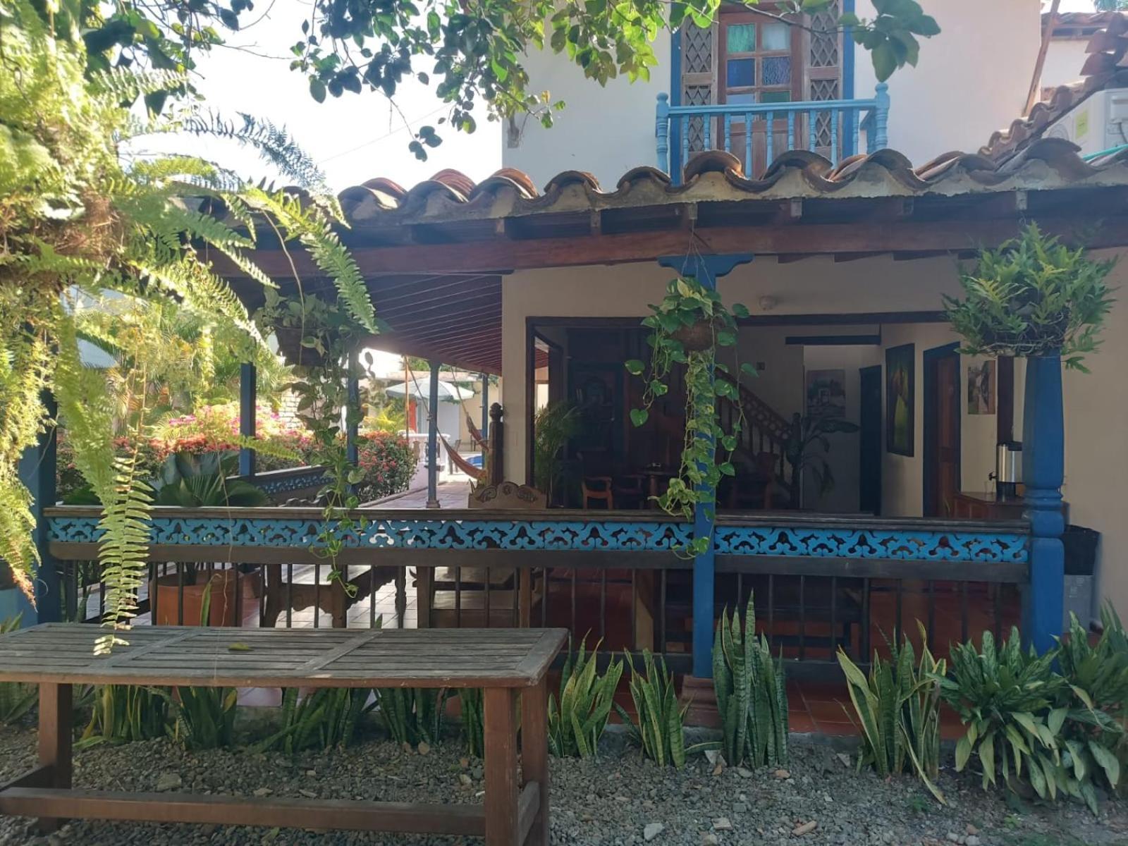 Hotel Y Restaurante Bienmesabe Santa Fe de Antioquia Exterior foto