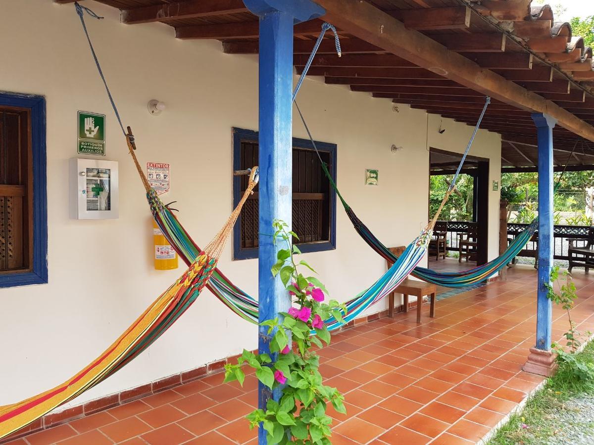 Hotel Y Restaurante Bienmesabe Santa Fe de Antioquia Exterior foto